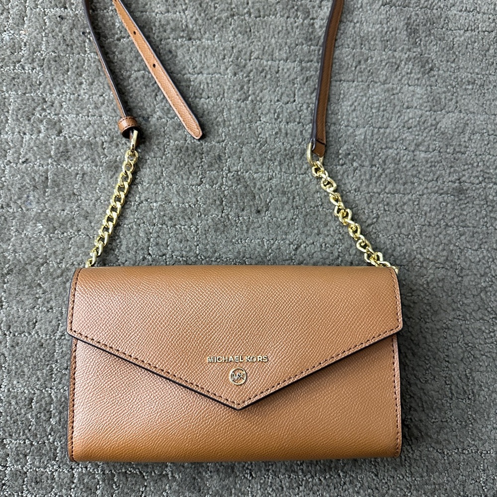 MICHAEL KORS Brown Crossbody Bag with Gold Chain